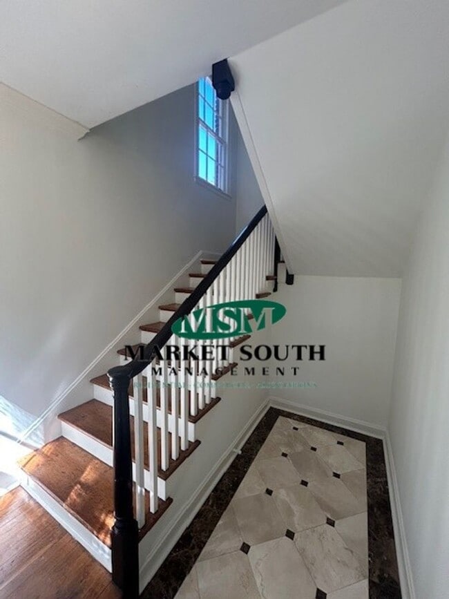 Photo - ARDSLEY PARK GEM- AVAILABLE NOW!