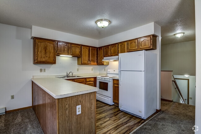 Building Photo - 2906 Edgewood Dr Unit 1 Rental