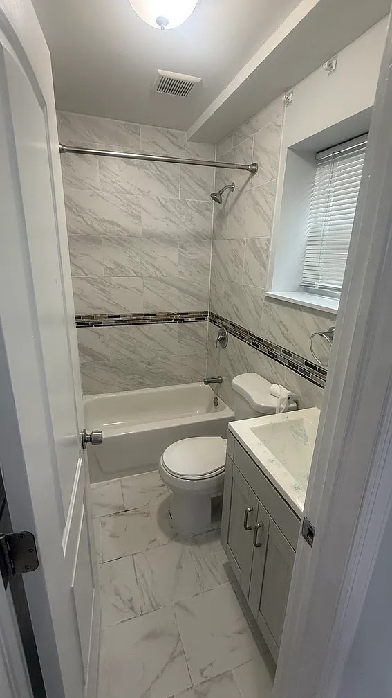 Building Photo - 4135 De Reimer Ave