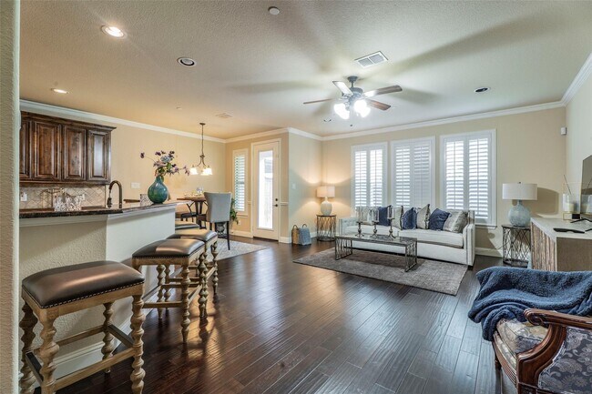 Photo - 1038 Audrey Way