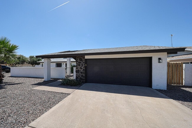 Photo - 3001 W Mercer Ln