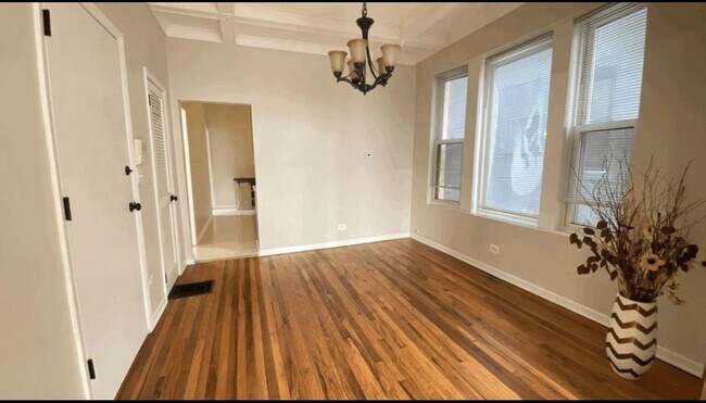 Photo - 2 bedroom in Chicago IL 60647 Unit 2F