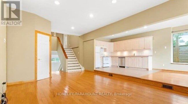 Photo - 196 Nelson St