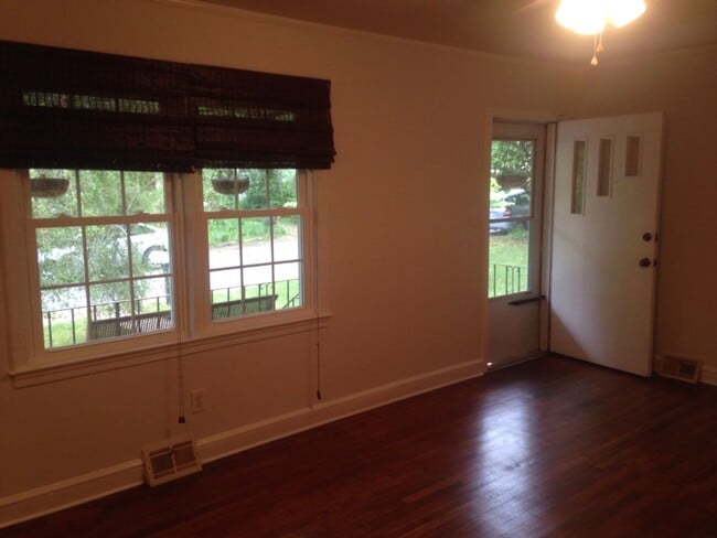 Photo - 3BR Normaltown Charmer
