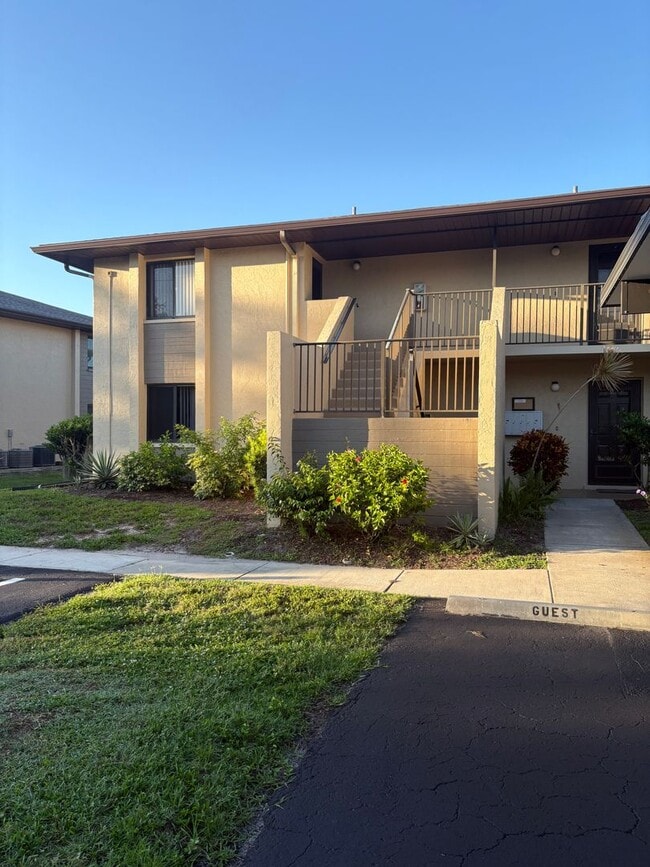 Photo - 4008 Oakview Dr