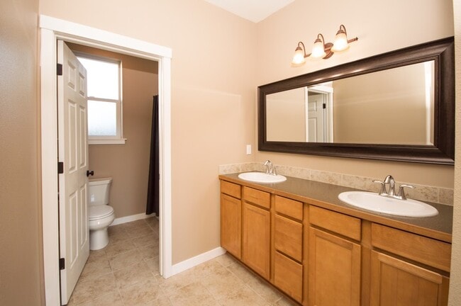 Photo - 1110 NW 27th St