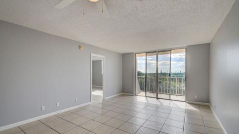 Photo - 500 Executive Center Dr Unit 5-A