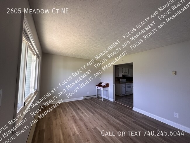 Photo - 2605 Meadow Ct NE