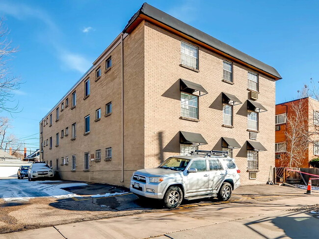Building Photo - North Washington park one bedroom / one ba... Unit 203 Rental