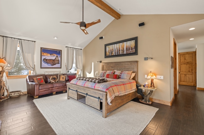 Photo - 234 Solomons Ln
