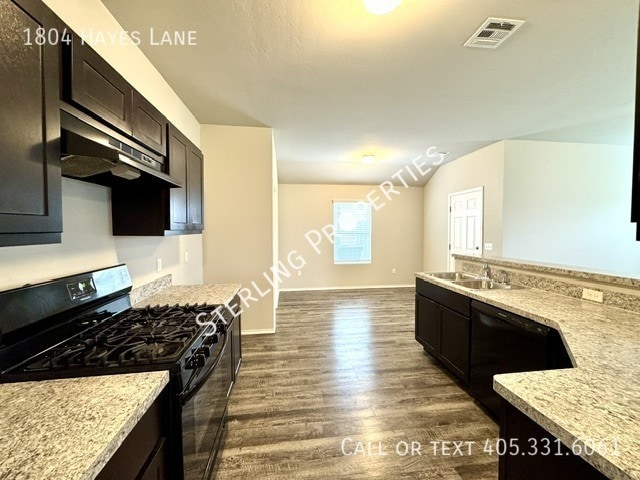 Photo - 1804 Hayes Ln