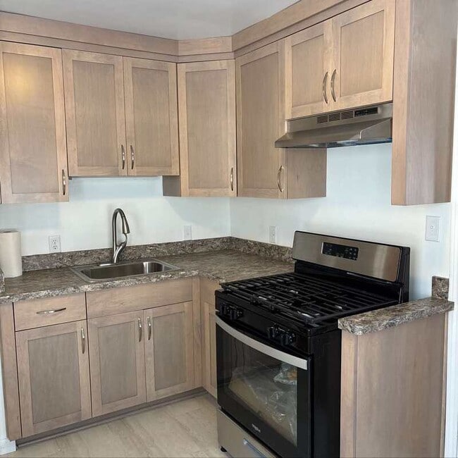 Photo - 4481 Westpoint St