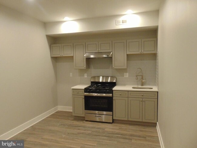 219 Market St