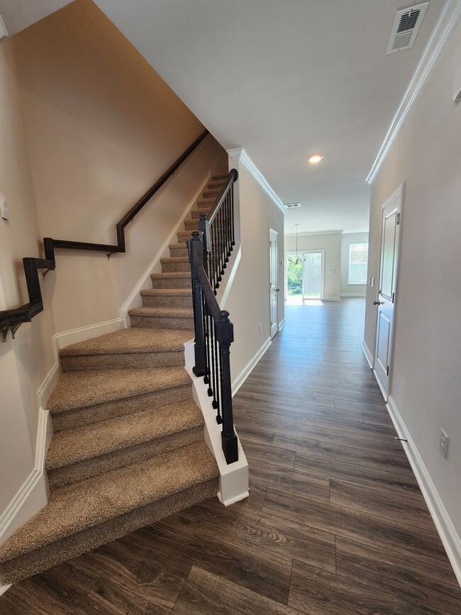 Photo - **6 Month Lease** Hendersonville Rental!