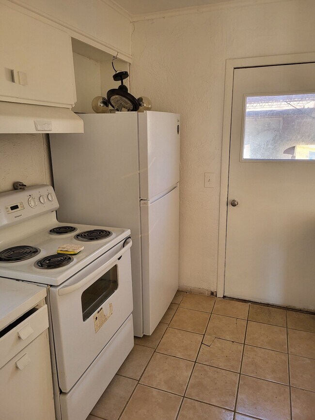 1521 NW 45th St