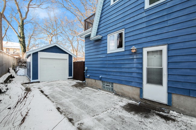 Photo - 1235 Calvin Ave SE