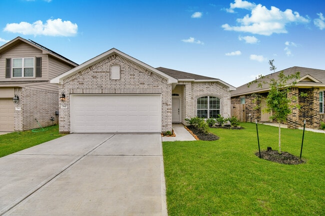 2 car garage with driveway