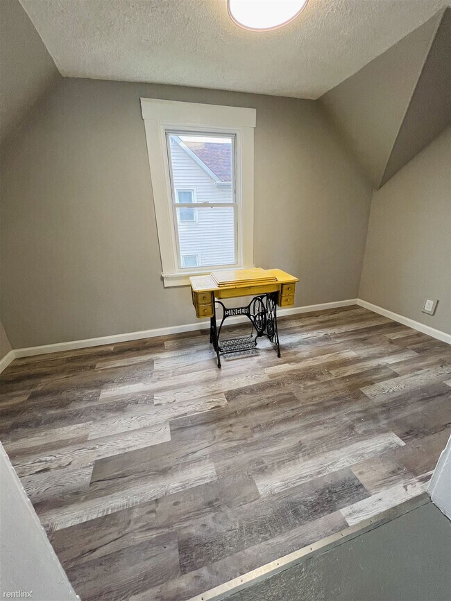 Photo - 2 br, 1 bath Duplex - 1309 Buhrer Avenue U...