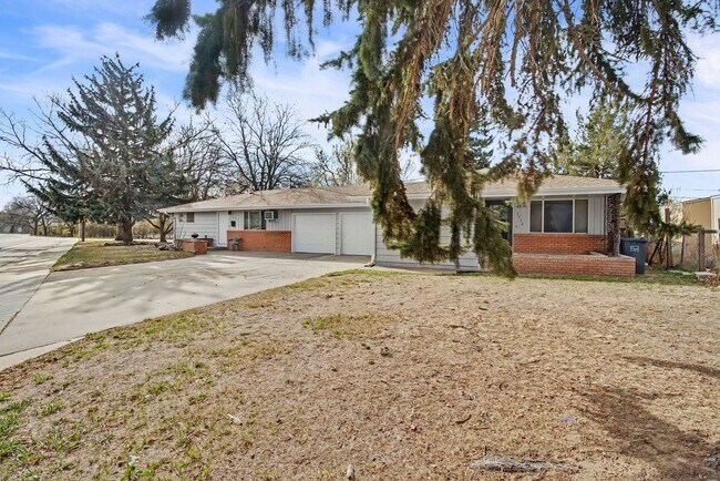 Photo - 1714-1716 W 8th St Unidad 1716 W 8th St