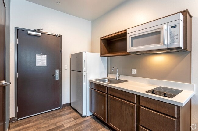WoodSpring Apartments