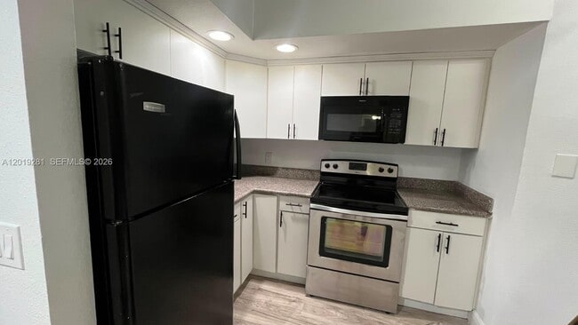 Building Photo - 701 Vista Isles Dr Unit 1624