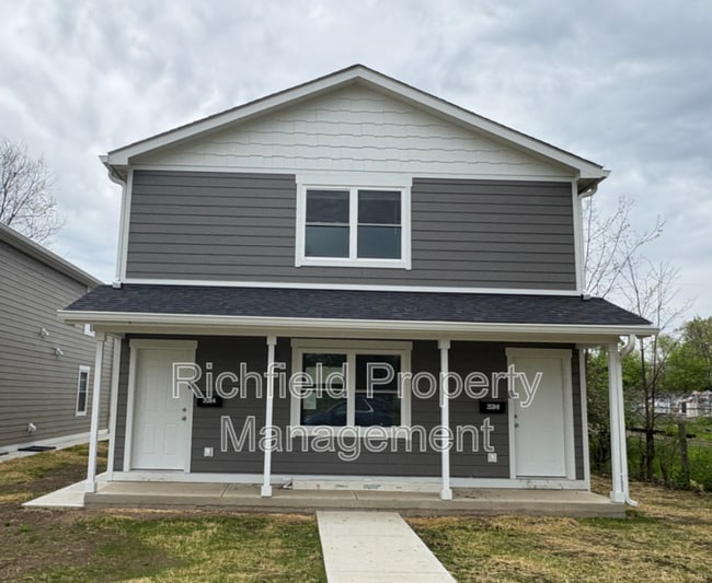 Building Photo - 2538 Columbia Ave Rental