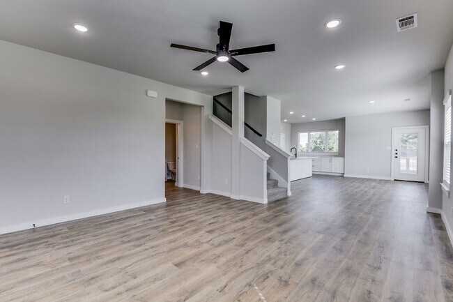 Photo - AVAILABLE NOW! LUXURIOUS TRIPLEX LOCATED ON 1-ACRE LOT IN MIDLOTHIAN, TX!