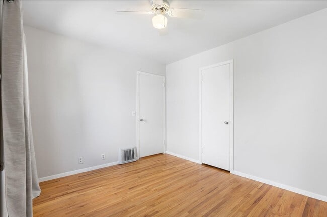 Photo - 5148 Washburn Ave N