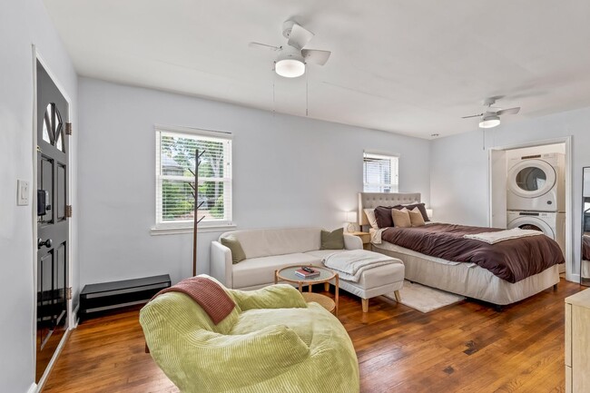 Photo - 1780 John Calvin Ave
