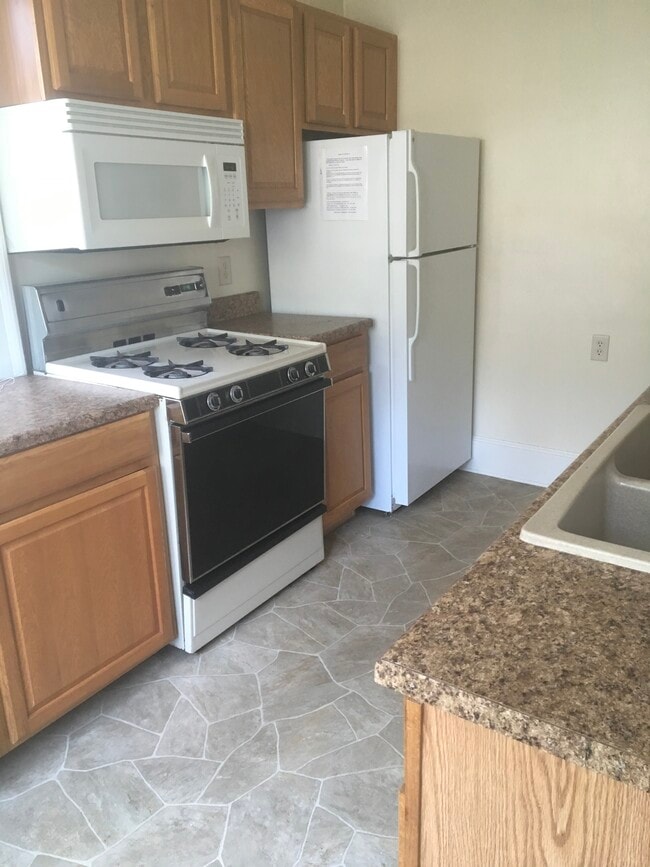 Photo - 2407 E Linnwood Ave Unit 2407 E Linnwood Avenue