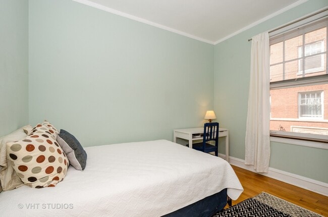 Photo - 734 Hinman Ave Unit 1