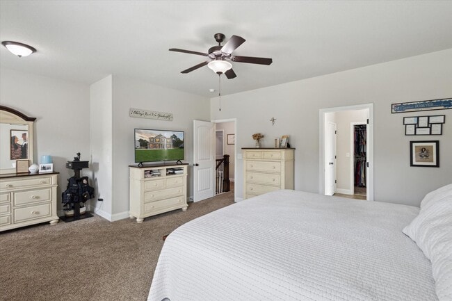 Photo - Spacious 4BR Home with Screened Porch & Fenced Yard in Effingham