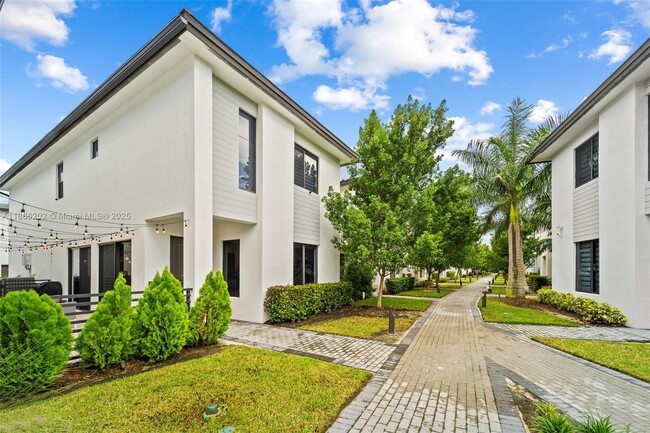 Building Photo - 4420 NW 81st Ave