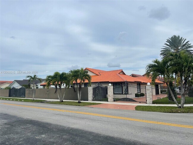 Photo - 6790 SW 105th Ave