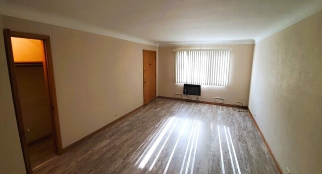 Photo - 2903 Oakland Rd NE