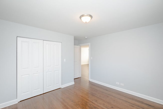 Photo - 6807 N Ridge Blvd Unit 101
