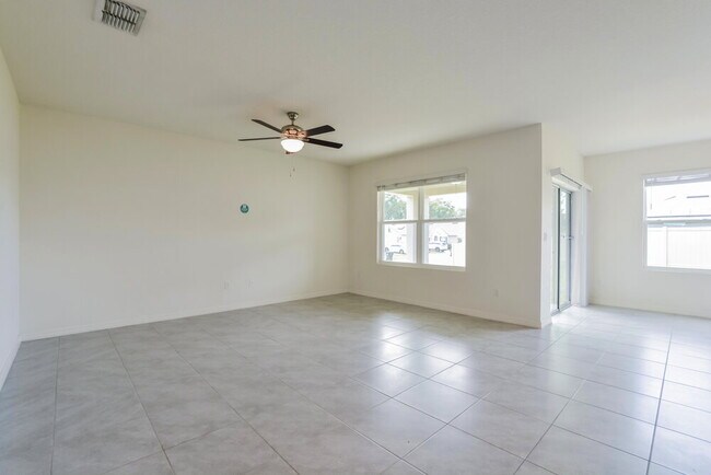 Photo - 3700 Holly Grove Ln