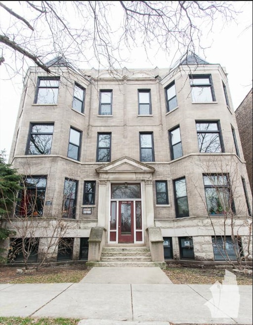 Building Photo - 2922 W Logan Blvd Unit 2922-GDN Rental