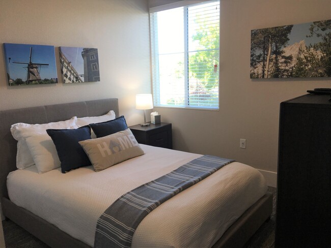 Photo - 615 24th St Rental