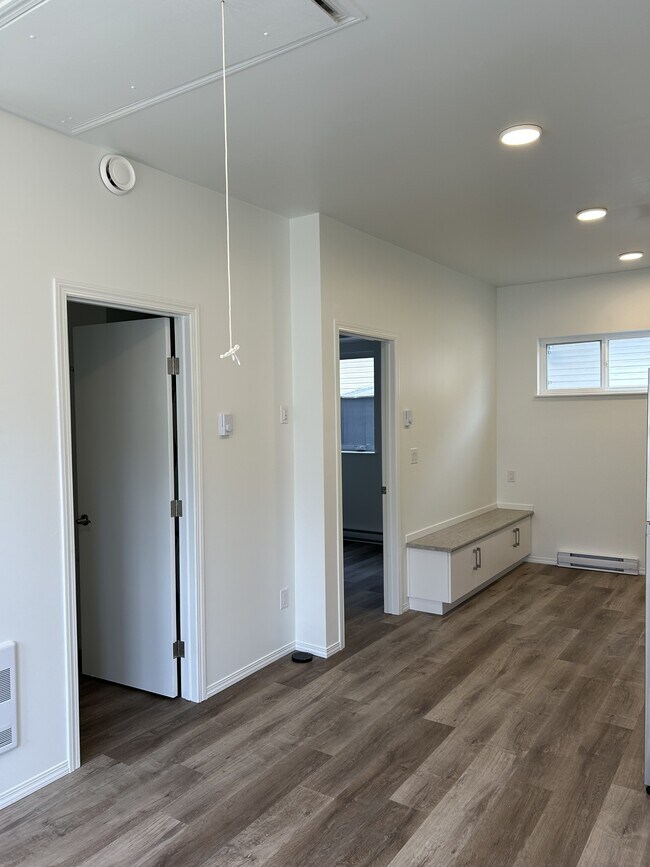 Photo - 12035-12059 59 St NW Unit 12035 - Garden