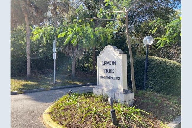 Photo - 2432 Lemon Tree Ln Unidad B