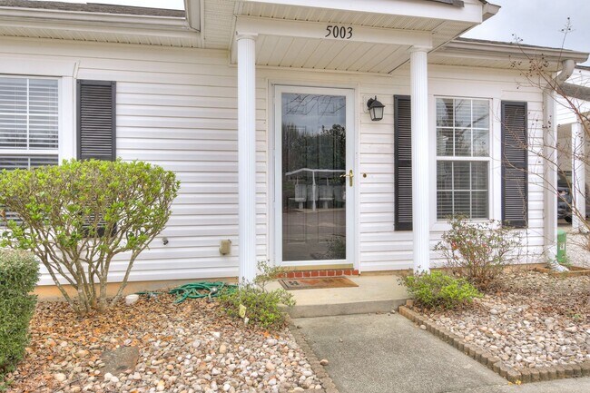 Photo - End Unit Townhouse