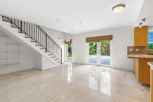 Photo - 10672 SW 77th Ave