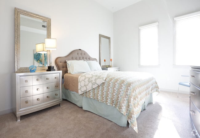 1BR/1BA -673SF