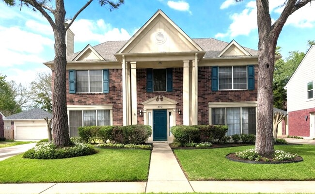 Building Photo - 16910 Country Bridge Rd