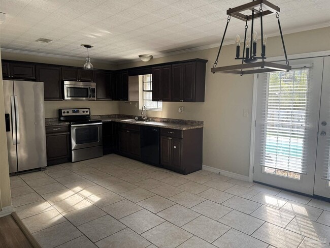 Photo - 1859 Nestle Dr