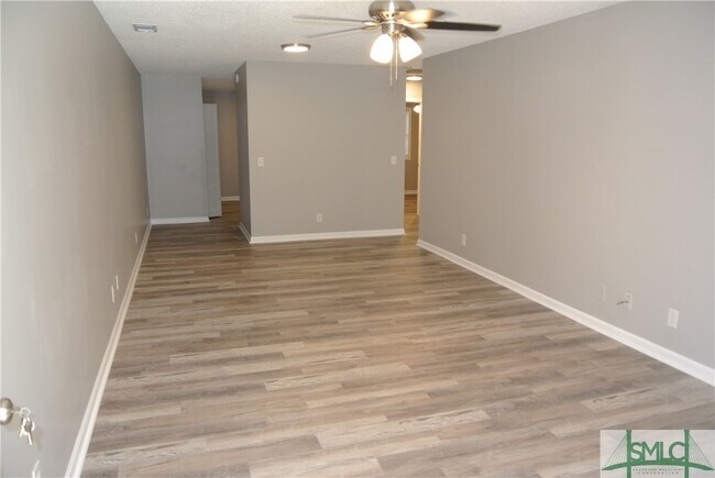 Photo - 1107 N Ash St