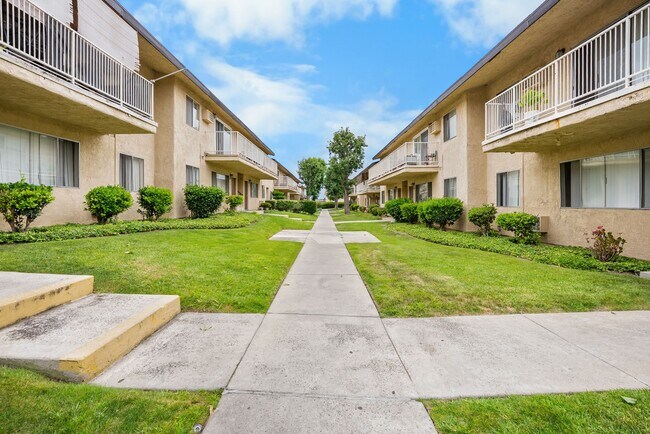 140 - The Rowland Apartments