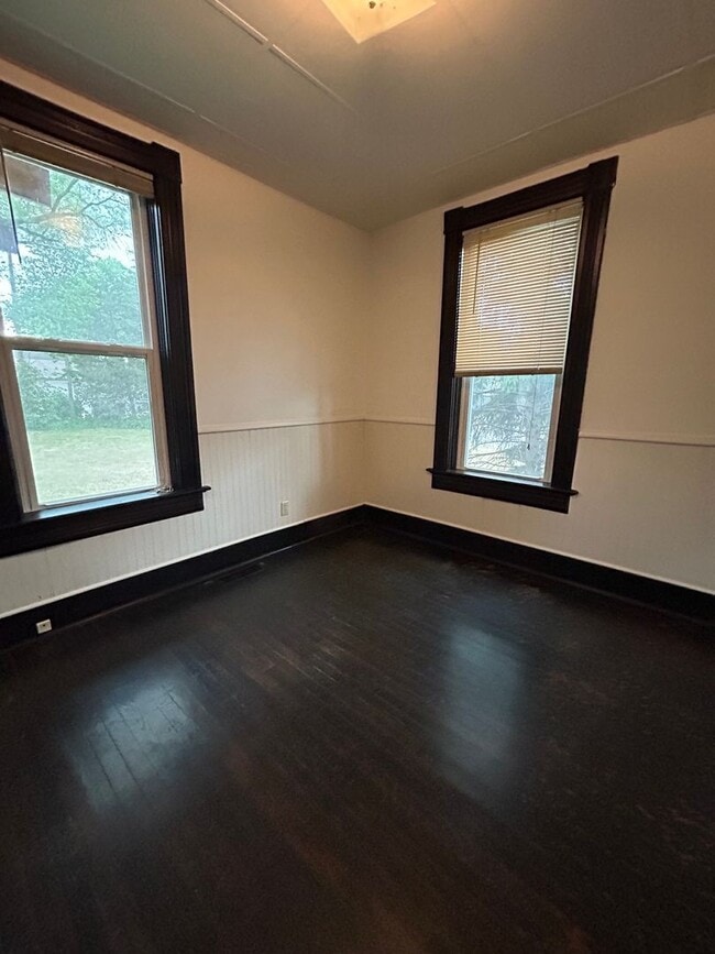 One Bedroom Apartment on La Crosse Northside - One Bedroom Apartment on La Crosse Northside Unidad 12