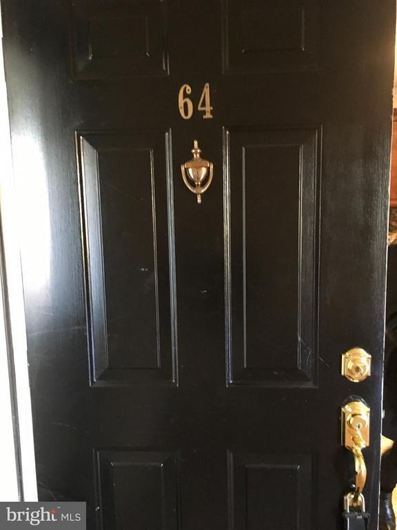 Photo - 64 Versailles Ct